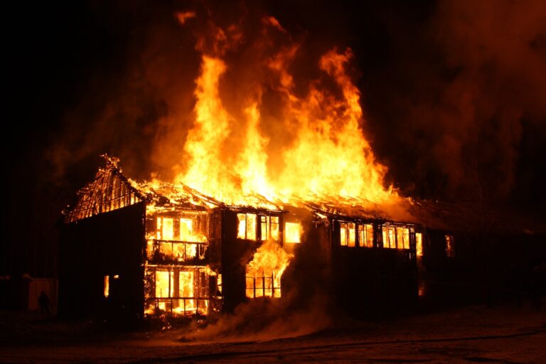 5 Common Fire Insurance Mistakes. You Could Lose Everything!